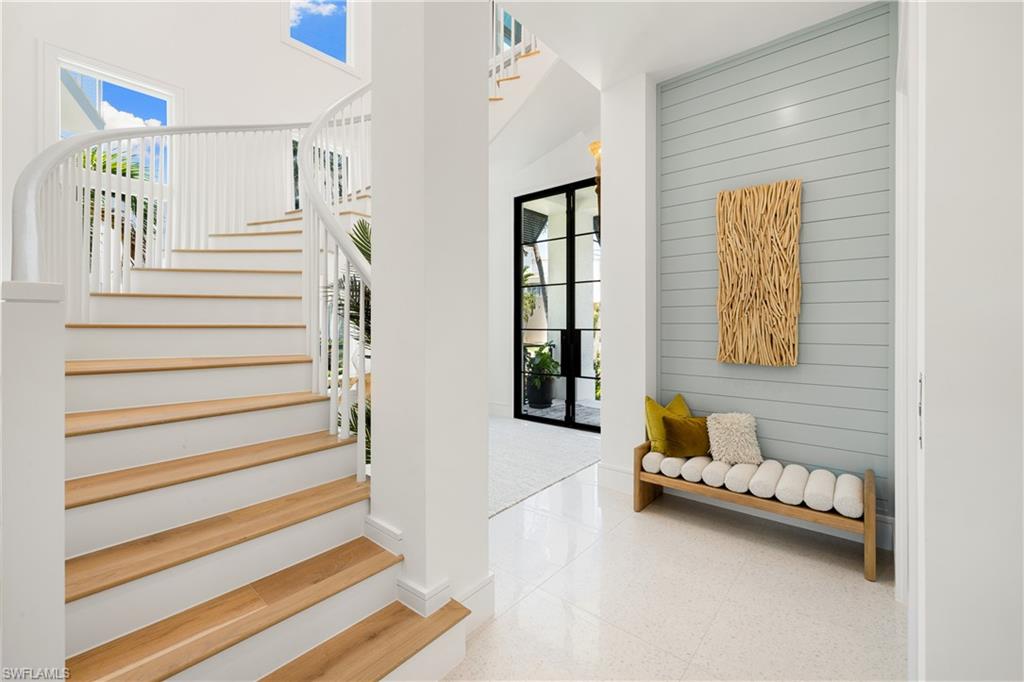 BAREFOOT BEACH - Residential