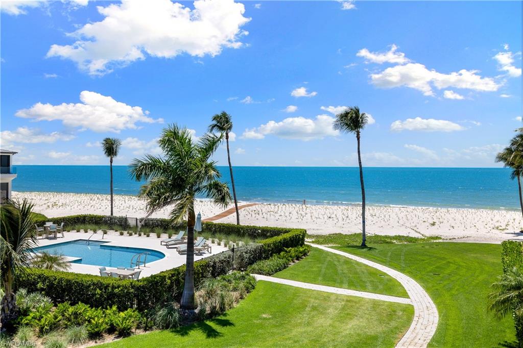BAREFOOT BEACH - Residential