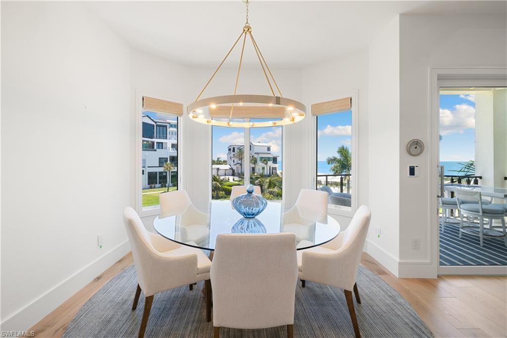 BAREFOOT BEACH - Residential