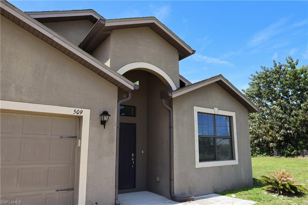 CAPE CORAL - Residential