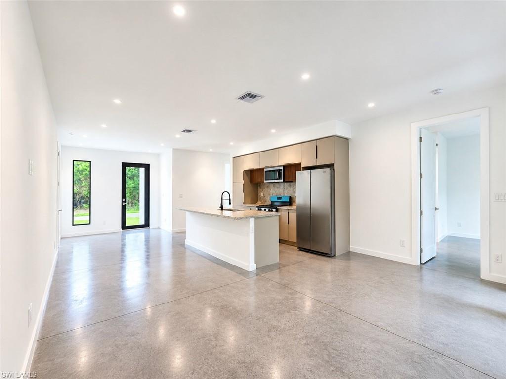 LEHIGH ACRES - Residential Lease