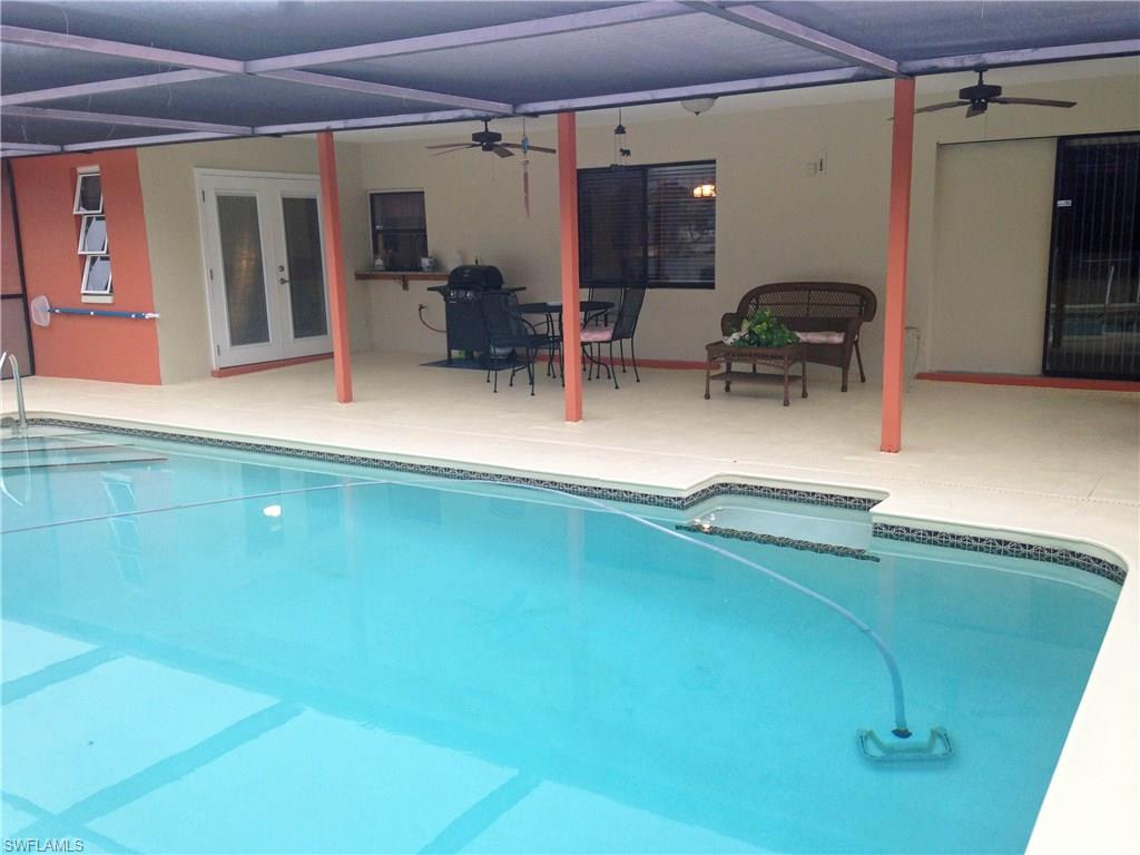 COUNTRY CLUB ESTATES - Residential