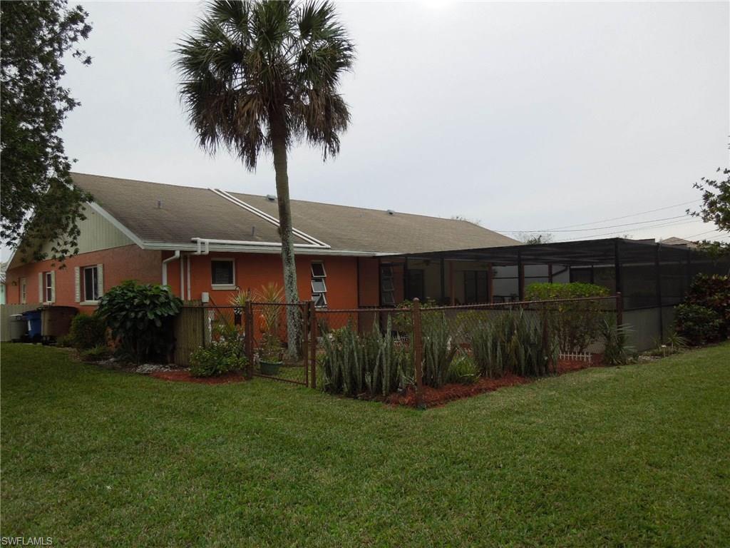 COUNTRY CLUB ESTATES - Residential