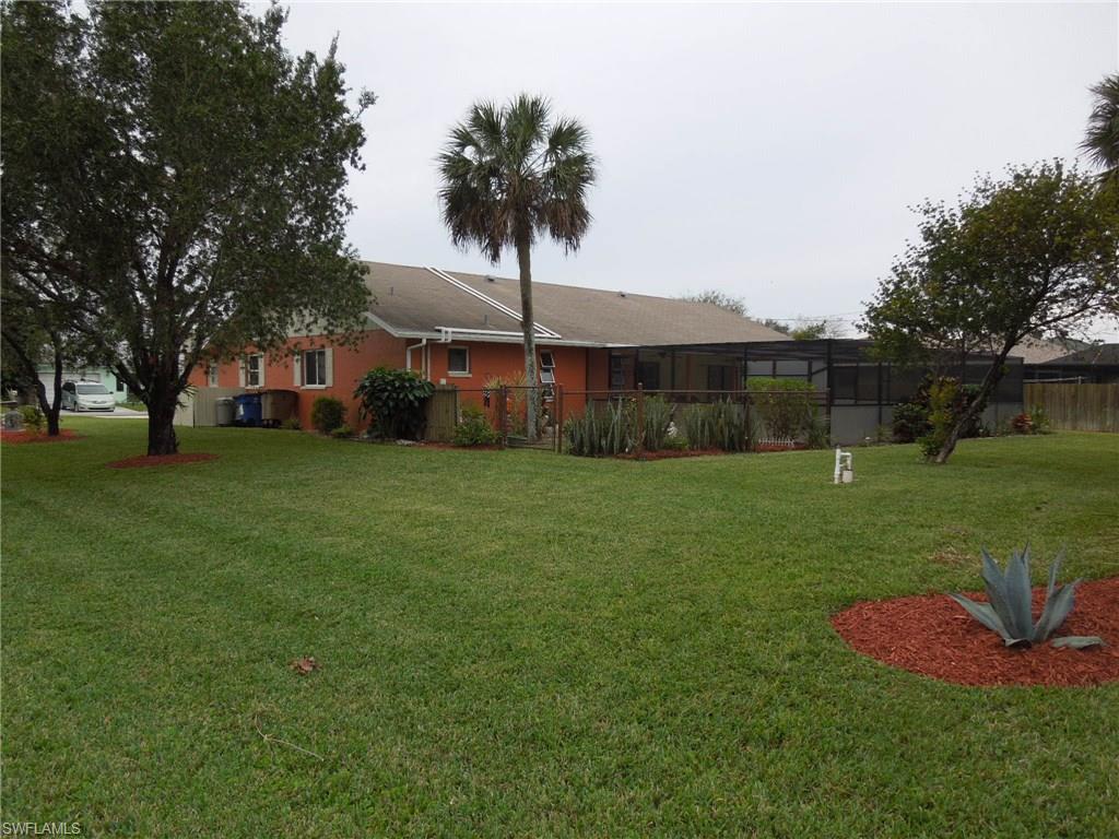 COUNTRY CLUB ESTATES - Residential