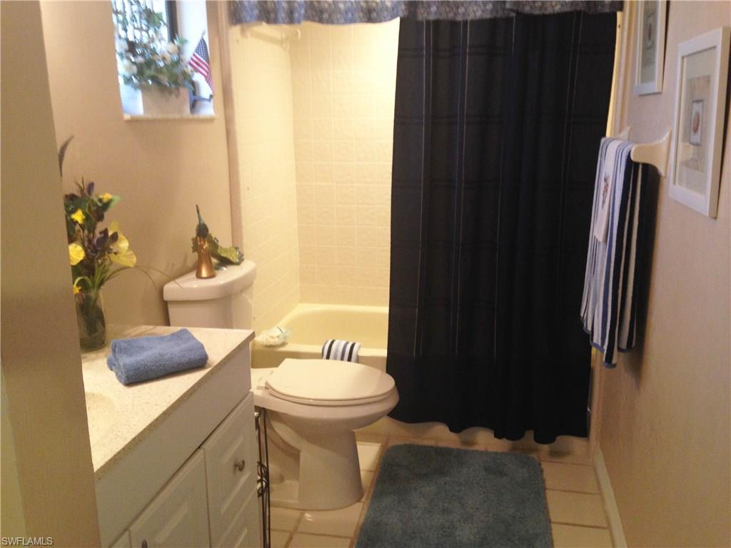 COUNTRY CLUB ESTATES - Residential