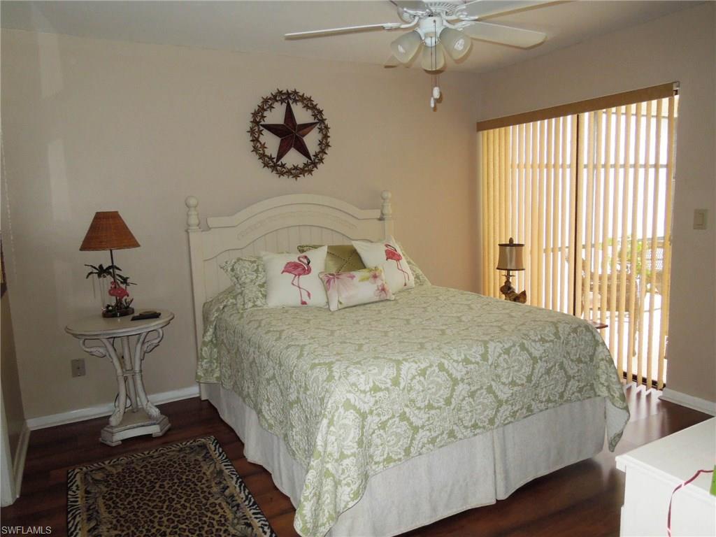 COUNTRY CLUB ESTATES - Residential