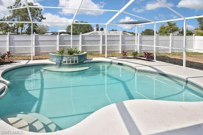 WILLOW LAKE - Residential