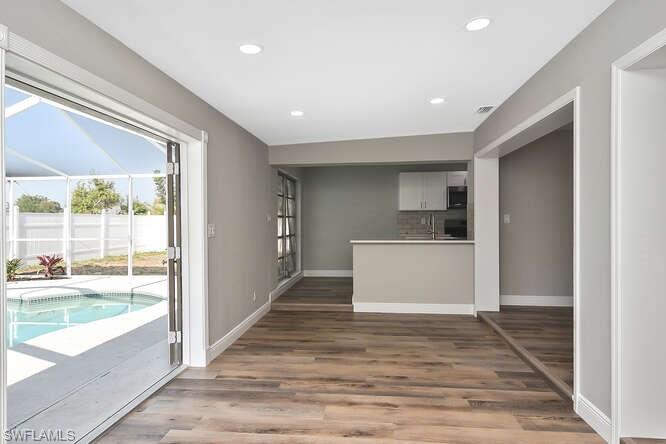 WILLOW LAKE - Residential