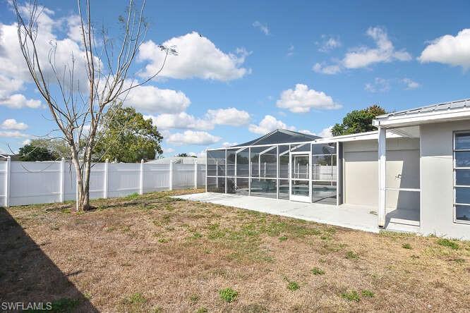 WILLOW LAKE - Residential