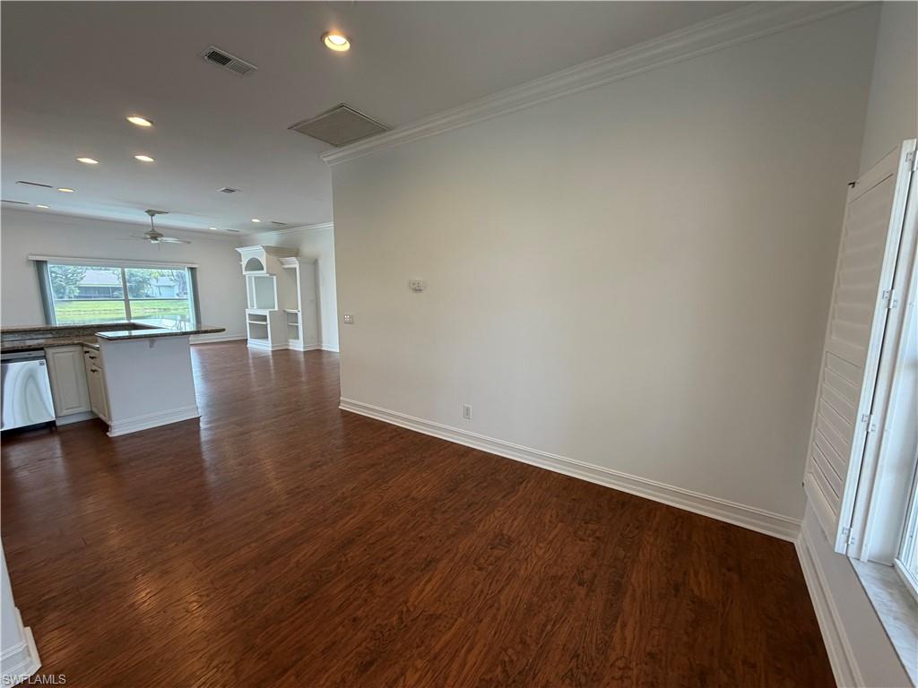 REGENT PARK - Residential Lease