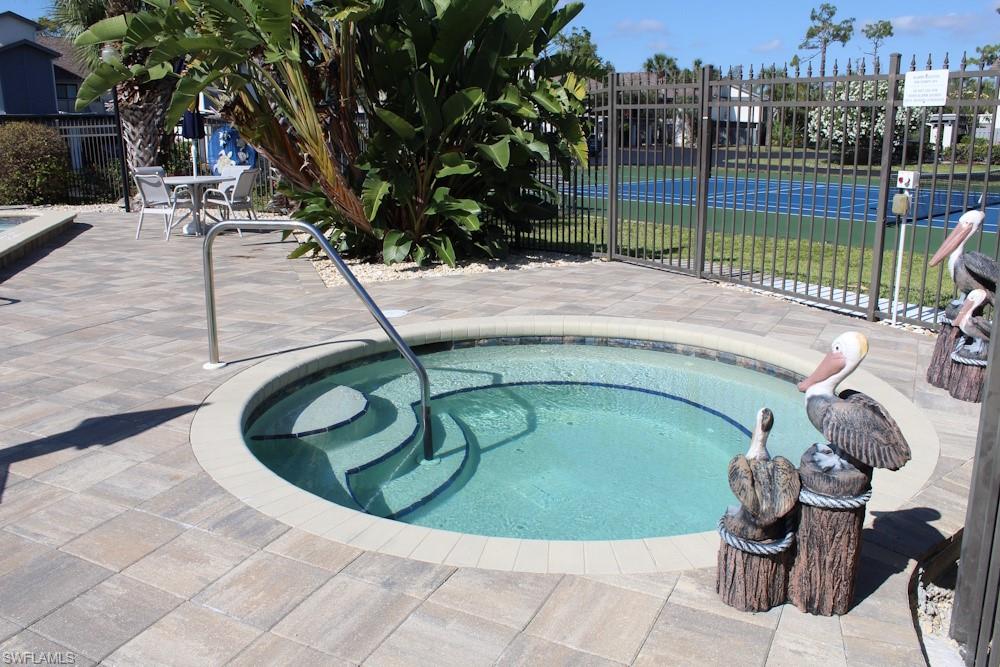 NEWPORT GLEN - Residential Lease