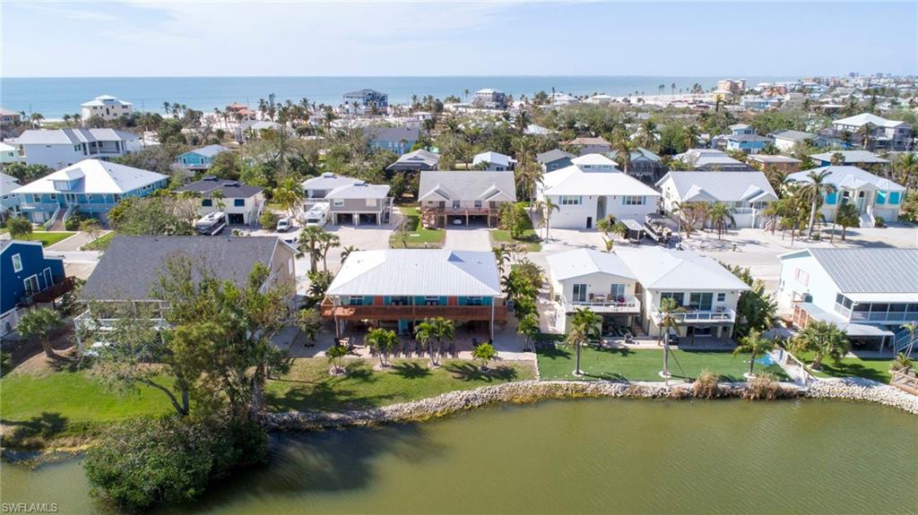 ISLANDS END - Residential Income