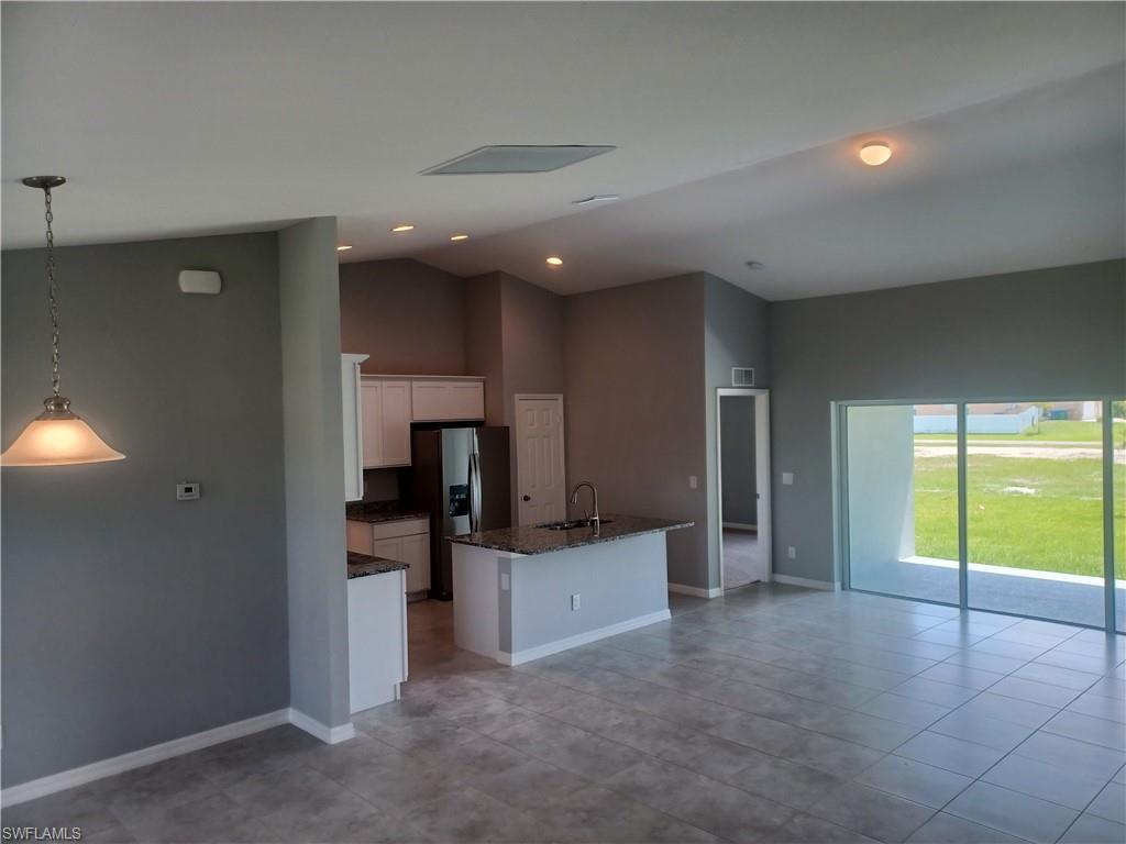 CAPE CORAL - Residential Lease