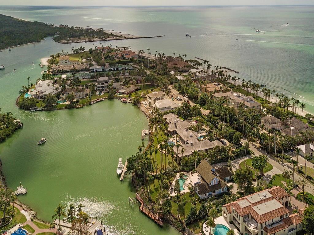 H.12797 - One of a kind property located on prestigious south Gordon Dr. with approximately 131 ft of big beautiful waterfront vistas and perfectly situated to overlook Cutlass Cove all the way out into Admiralty Bay.  Charming house with 4,037 Sq.ft. of living space with features such as wood siding, pine tongue and groove ceiling detail, wood flooring, custom millwork, fireplace and large balcony with water views.  Eligible for immediate Port Royal membership as well as the Cutlass Cove Beach Club.  The Cutlass Cove Beach Club allows beach access and private tranquility only a short stroll away. Don’t miss one of the best opportunities in Port Royal today!