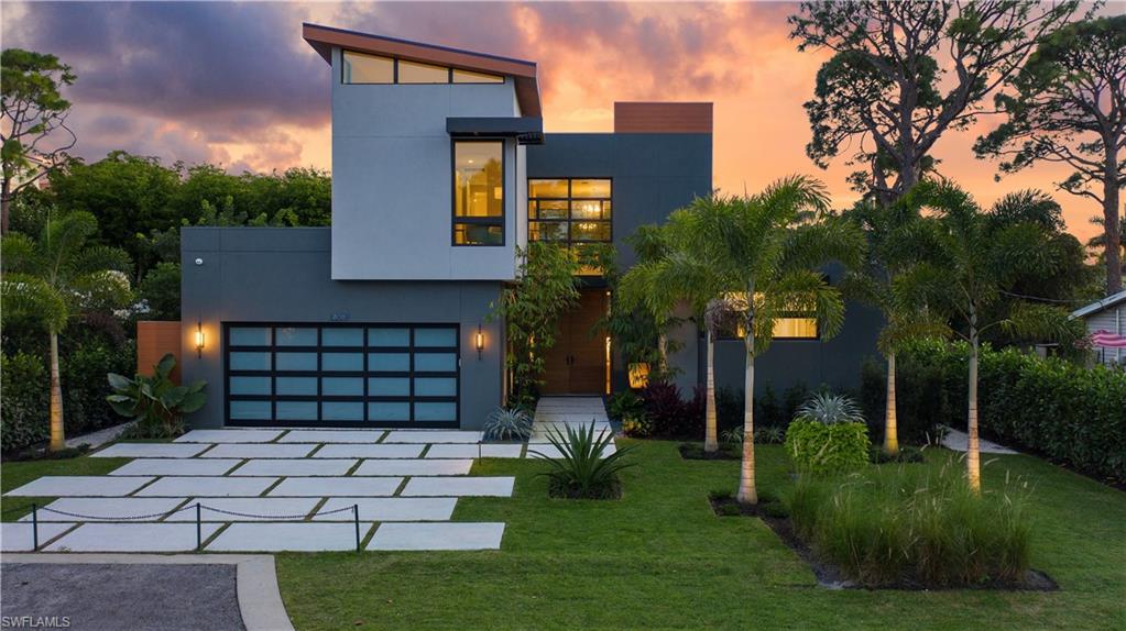 MYRTLE TERRACE - Land