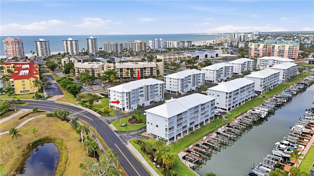 ROYAL PELICAN TOWNHOUSE - Residential