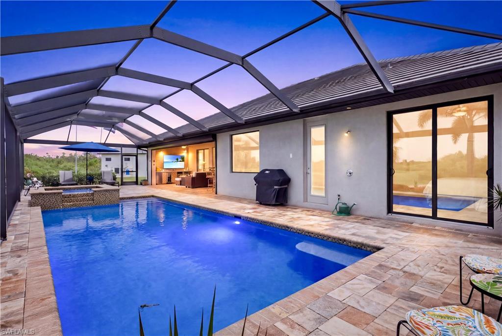 CAPE ROYAL - Residential