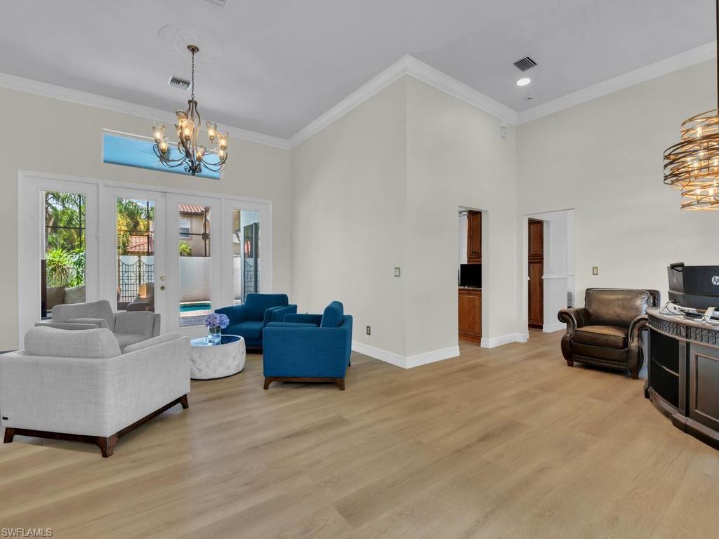 HAMPTON GREENS - Residential