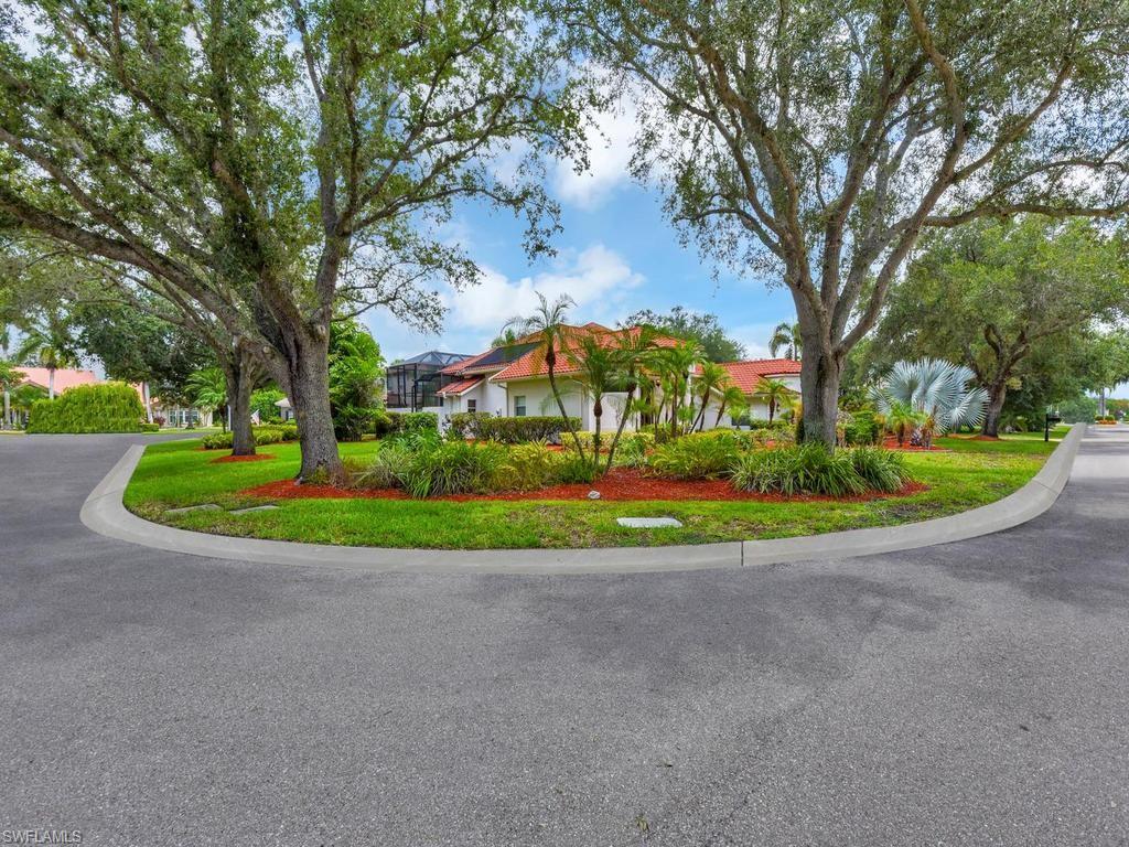 HAMPTON GREENS - Residential
