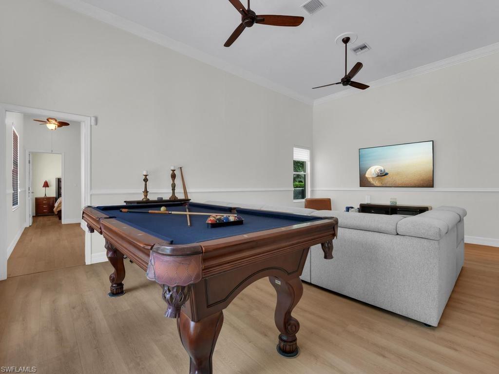 HAMPTON GREENS - Residential