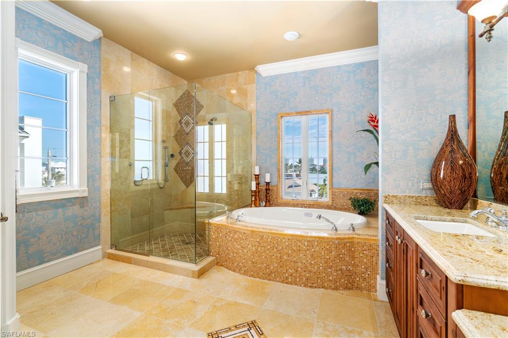 BONITA BEACH - Residential