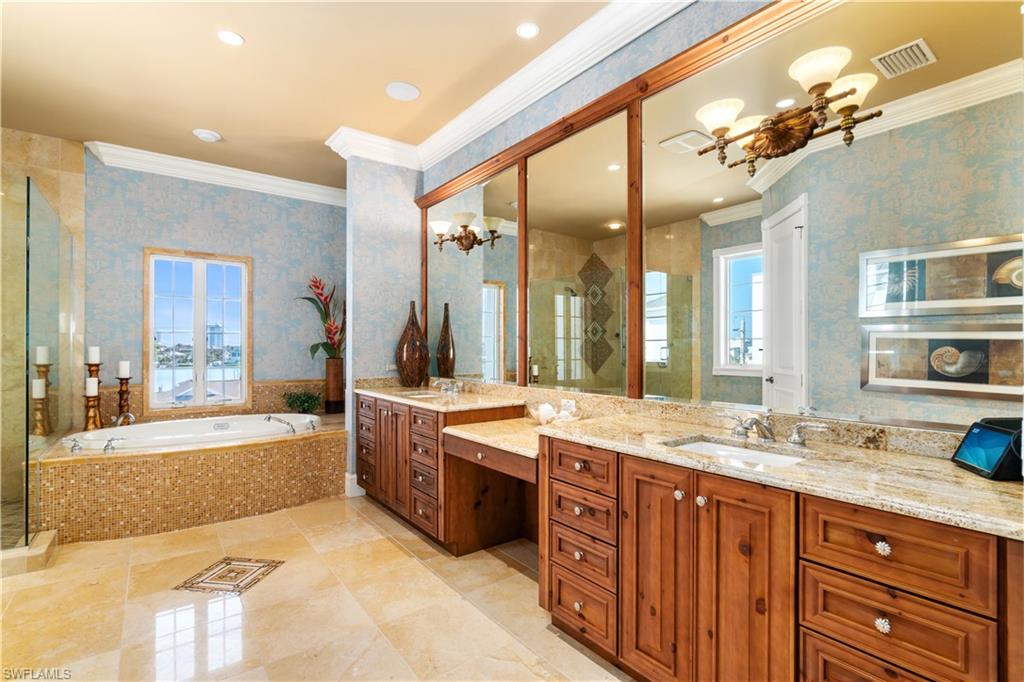BONITA BEACH - Residential