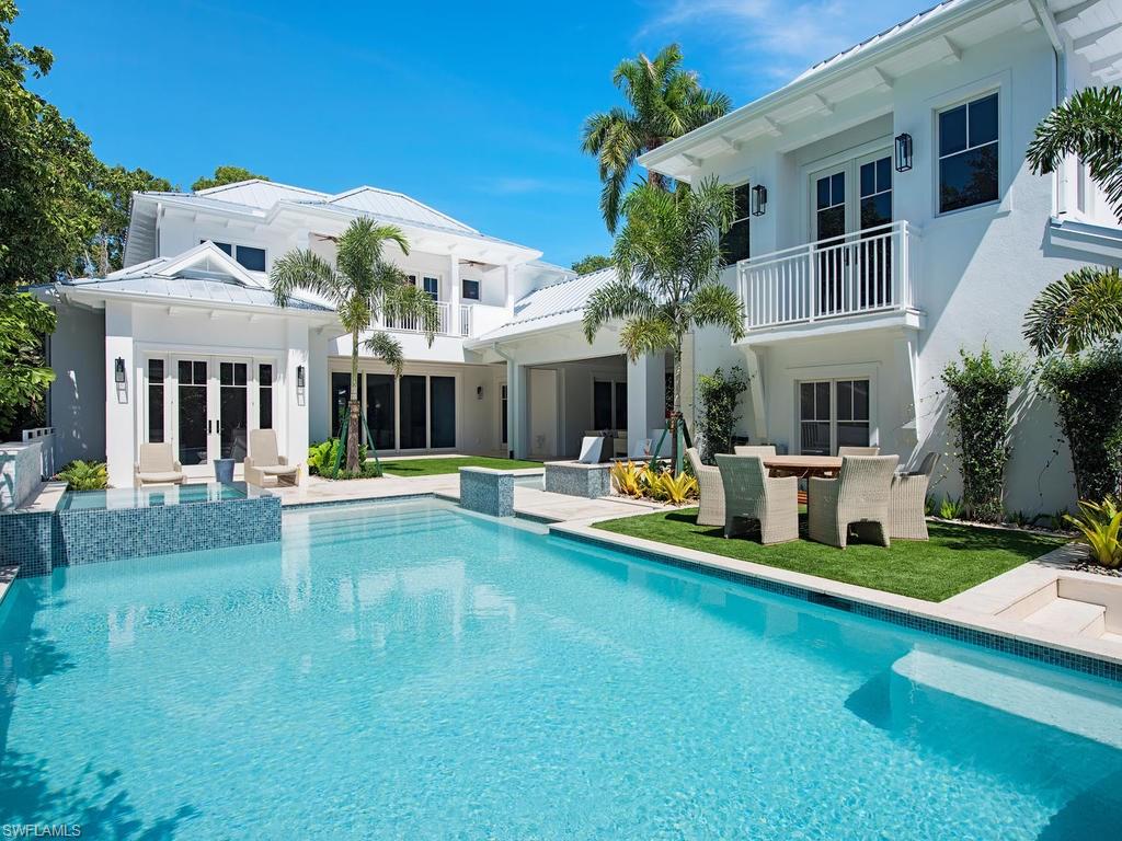 OLDE NAPLES - Residential