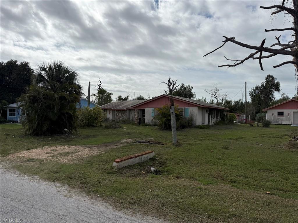 PINE ISLAND TROPICAL HOMESITES - Residential