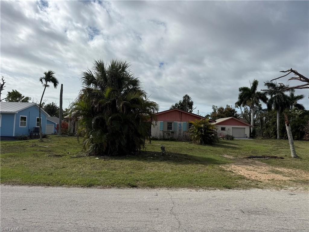 PINE ISLAND TROPICAL HOMESITES - Residential