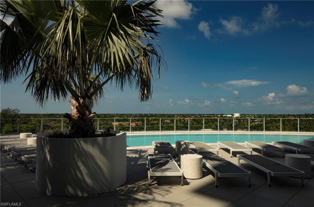 ASCENT AT METROPOLITAN NAPLES - Residential Lease