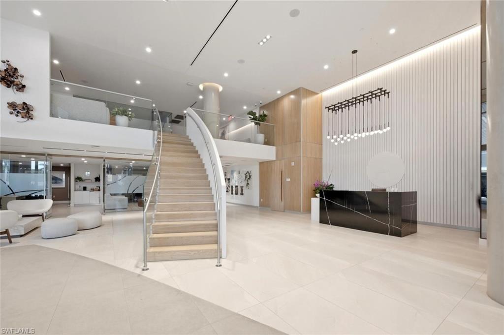 ASCENT AT METROPOLITAN NAPLES - Residential Lease