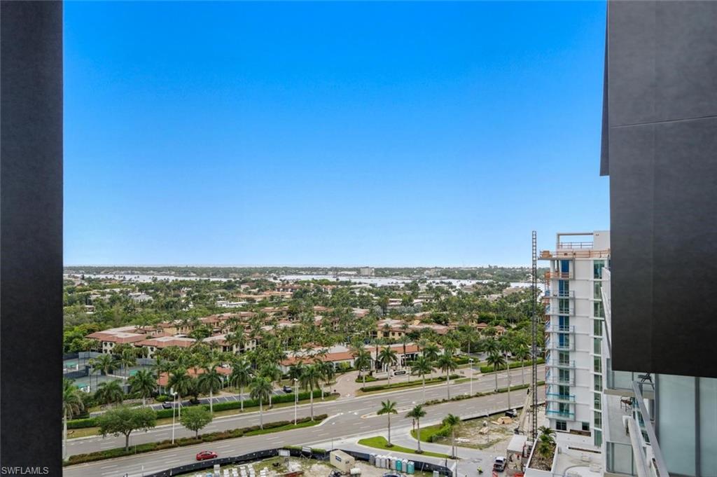 ASCENT AT METROPOLITAN NAPLES - Residential Lease