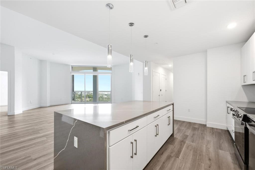 ASCENT AT METROPOLITAN NAPLES - Residential Lease