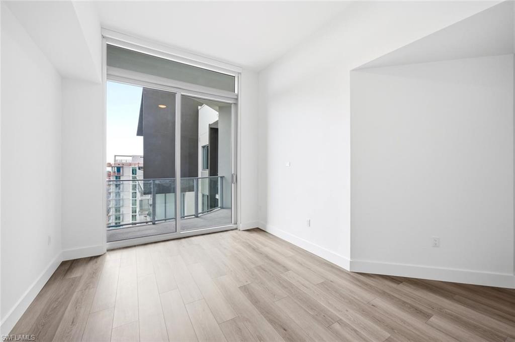 ASCENT AT METROPOLITAN NAPLES - Residential Lease