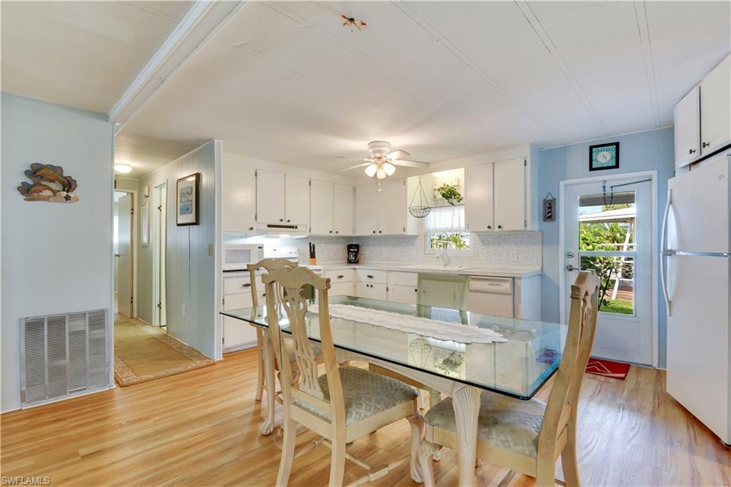 BAYSIDE ESTATES - Residential