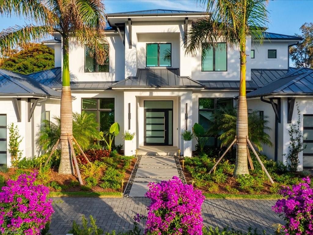 PINECREST AT PELICAN BAY - Residential