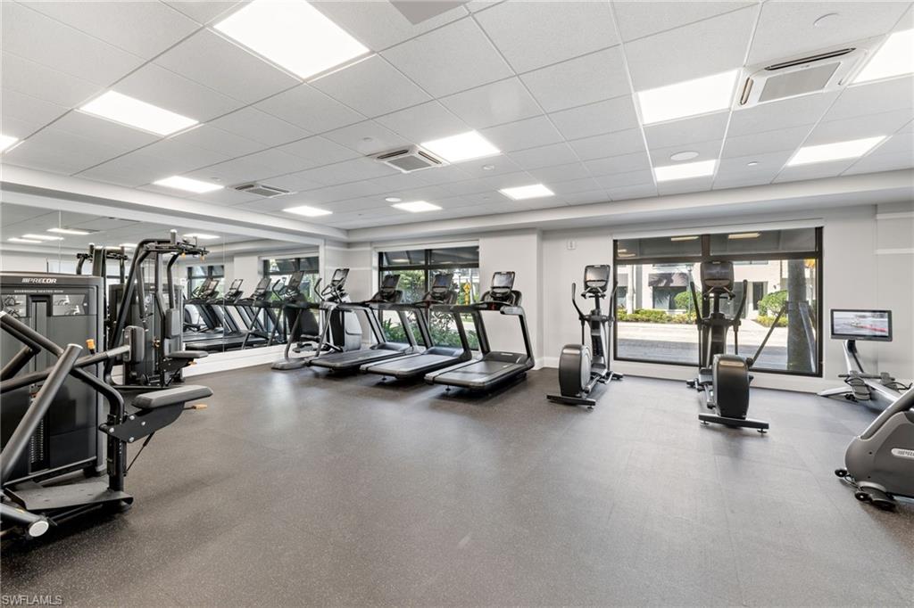 QUATTRO AT NAPLES SQUARE - Residential