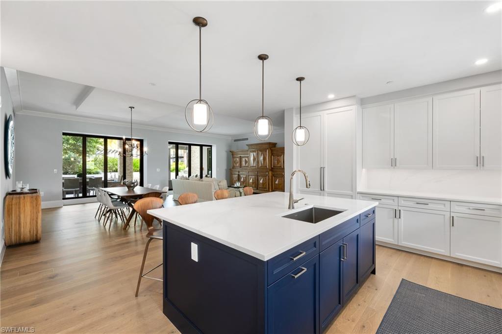 QUATTRO AT NAPLES SQUARE - Residential