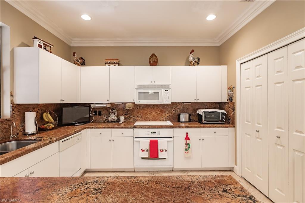SUMMIT PLACE - Residential