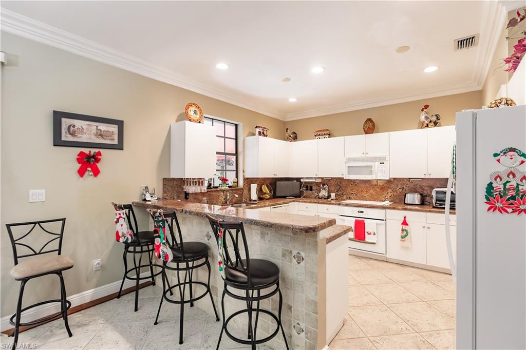 SUMMIT PLACE - Residential