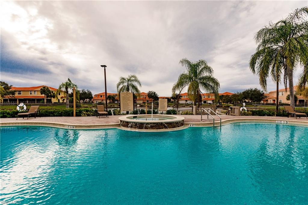 SUMMIT PLACE - Residential