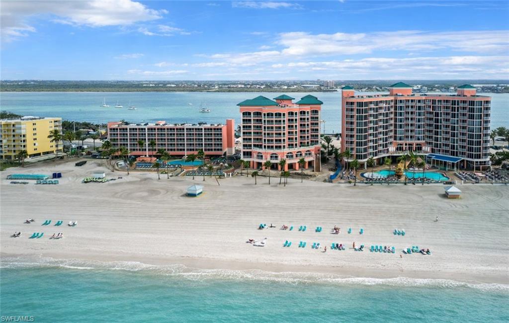 WHITE SAND VILLAS - Residential
