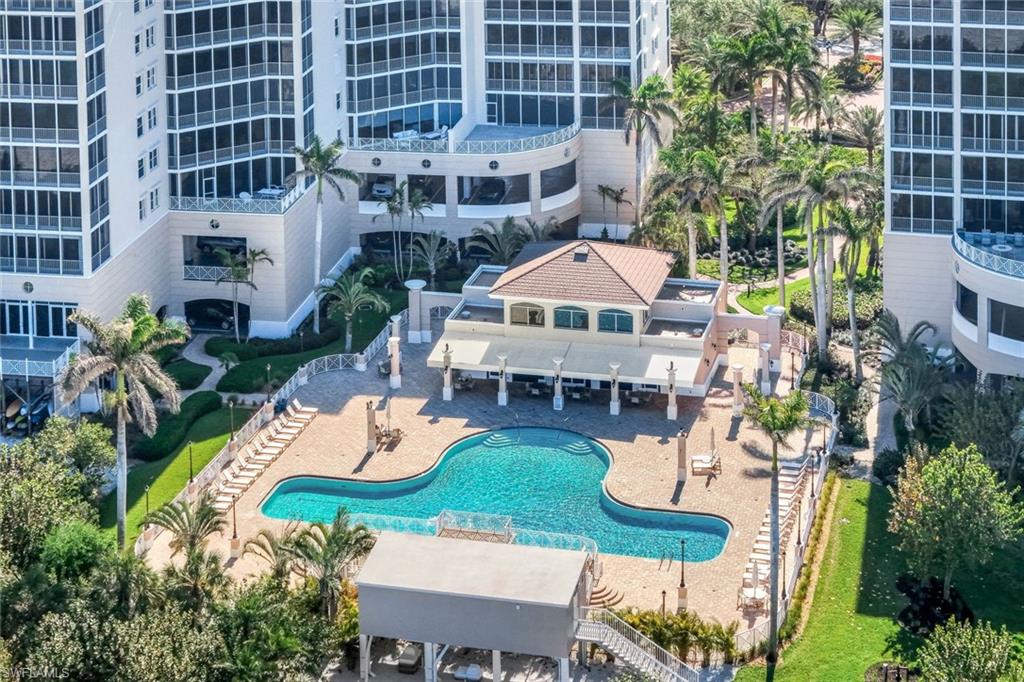 ROYAL MARCO POINT - Residential