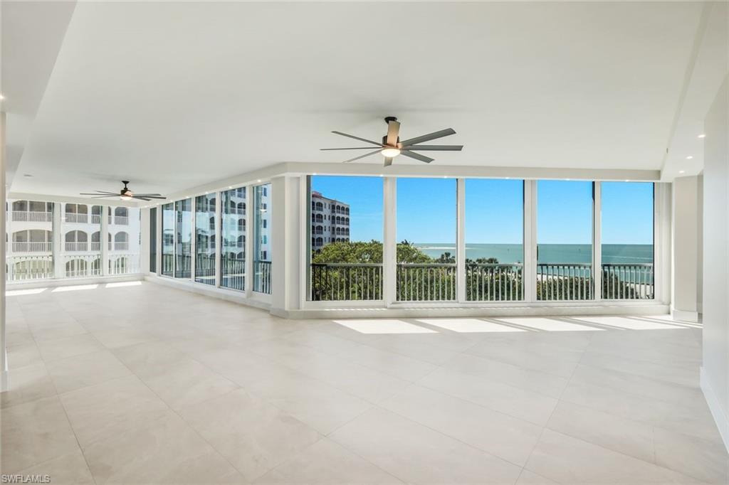 ROYAL MARCO POINT - Residential