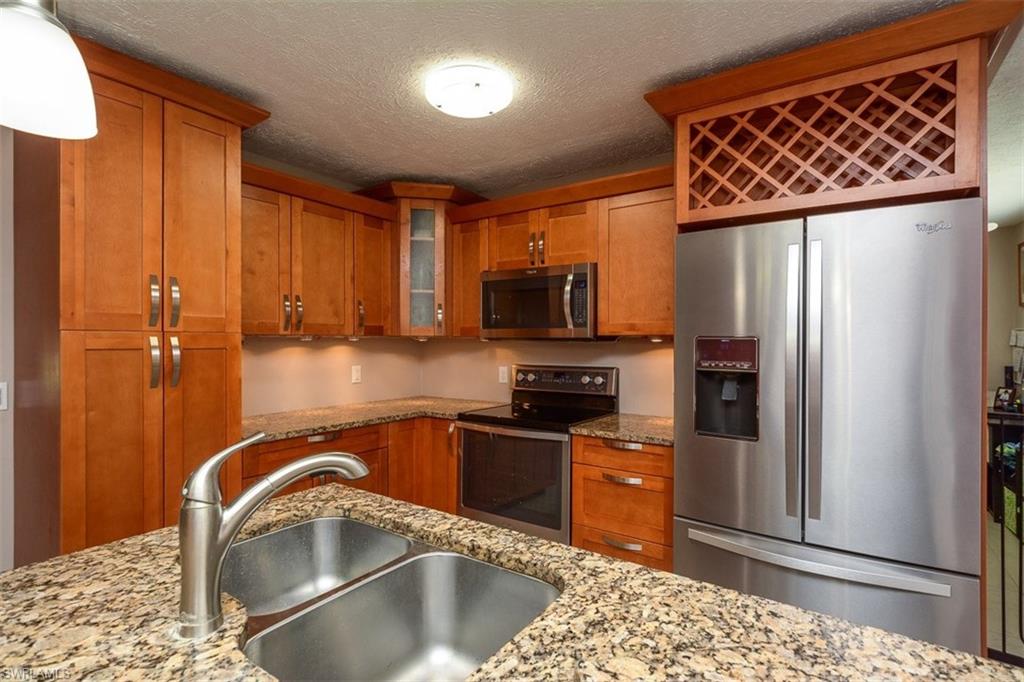 GOLDEN GATE CITY - Residential