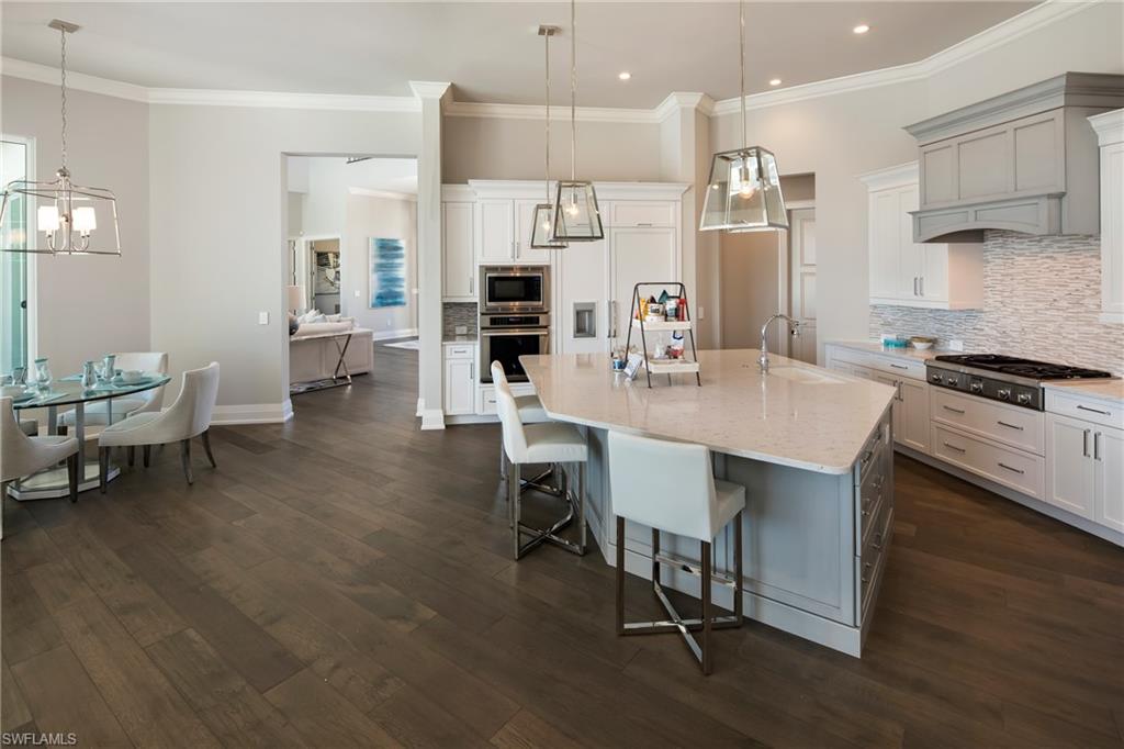 MARCO BEACH - Residential