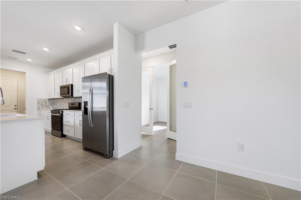 VERDANA VILLAGE - Residential Lease