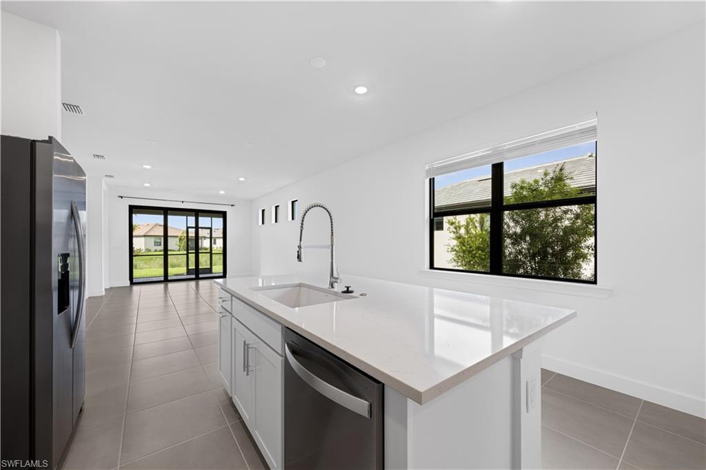 VERDANA VILLAGE - Residential Lease