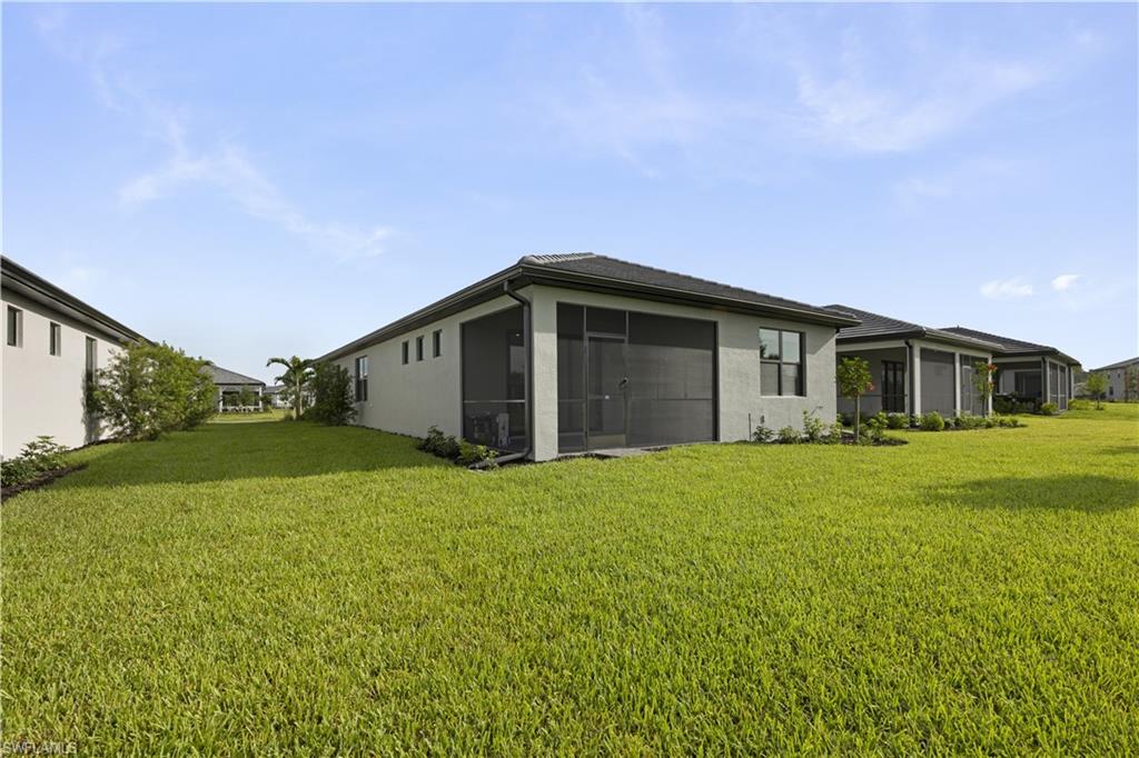 VERDANA VILLAGE - Residential Lease