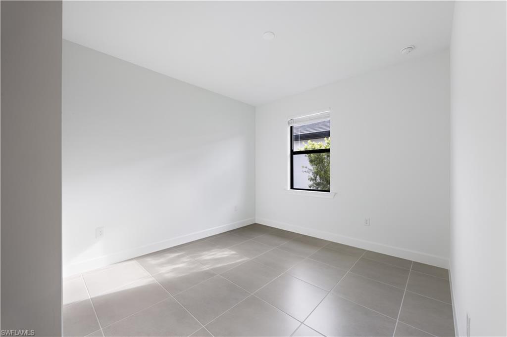 VERDANA VILLAGE - Residential Lease